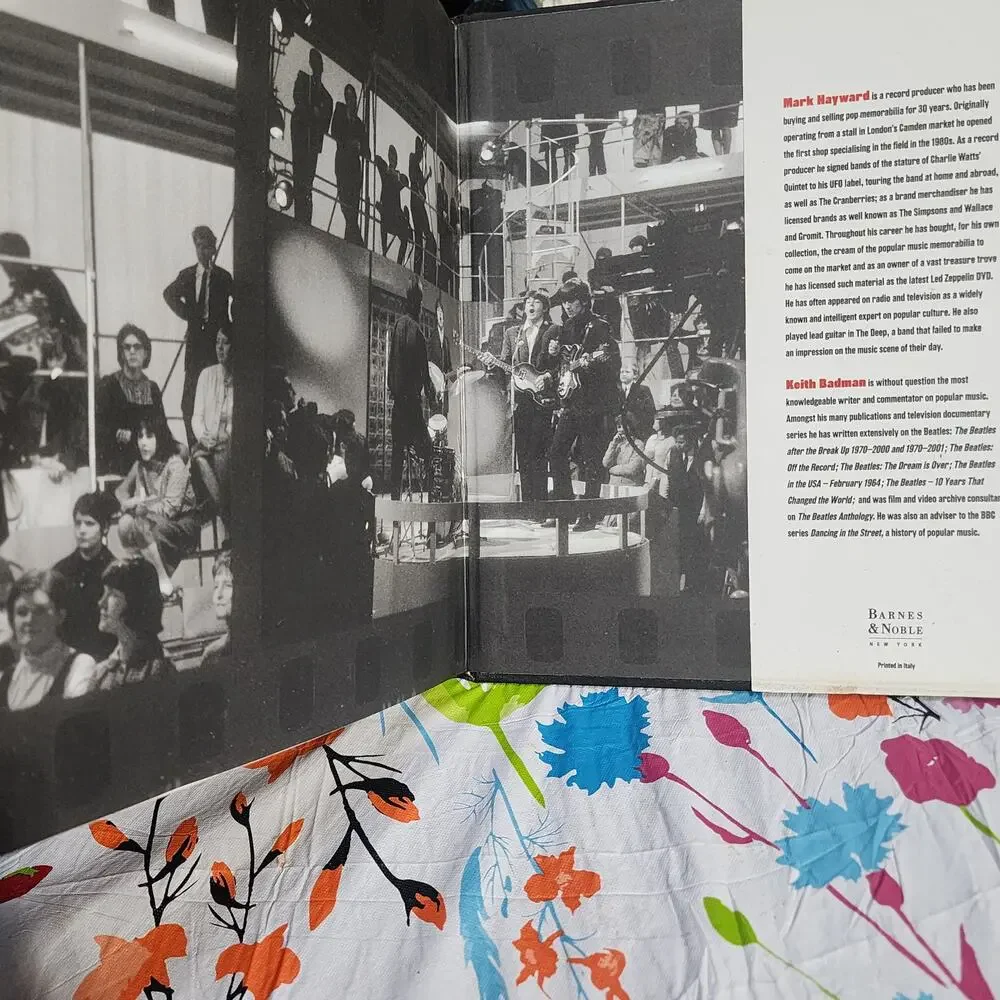 The Beatles Unseen. Behind the Scenes with the Beatles Mark Haywa